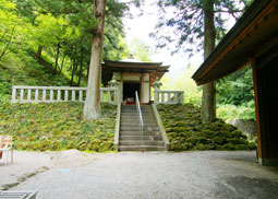 硯水不動尊